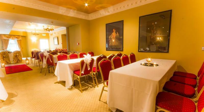 Tf Royal Hotel & Theatre キャッスルバー エクステリア 写真